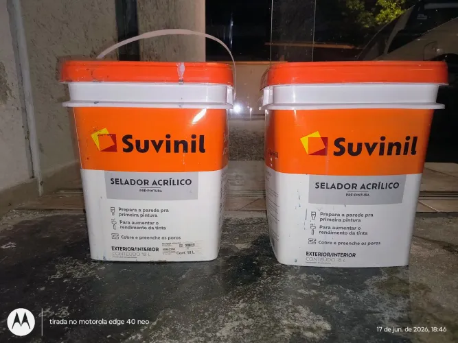 Vendo 2 seladores da Suvinil de 18L novo.