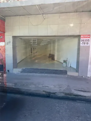 Casa para aluguel tem 130 metros quadrados com 1 quarto em Centro - Maceió - Alagoas