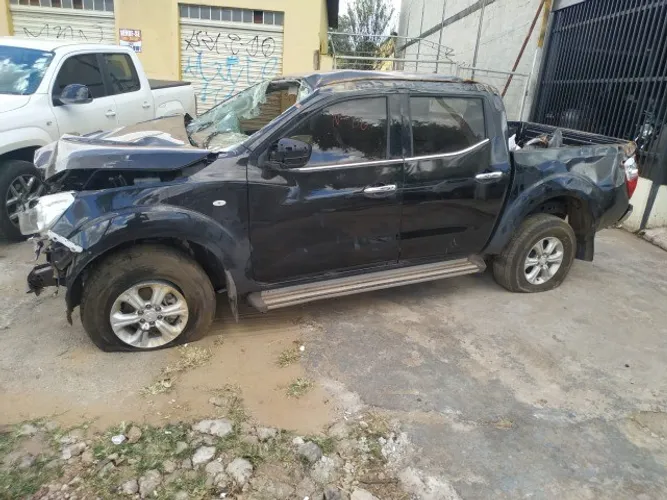 Sucata para Retirada de Peças Nissan Frontier SE 4x4 (2018)