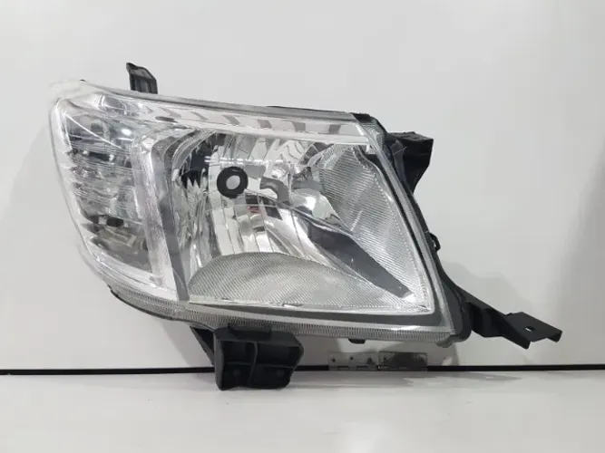 Farol Direito Hilux 2012 2013 2014 2015 BG1448