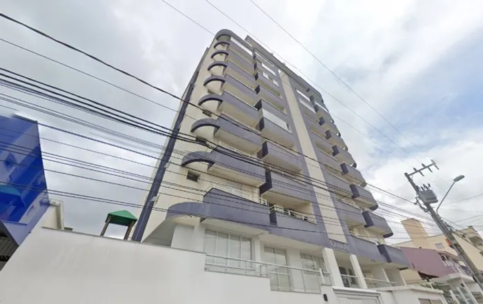 Apartamento com 68m² de área privativa no Bairro Ipiranga em São José/SC