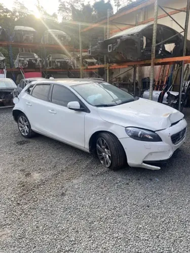 Sucata volvo v40 2013 motor T4