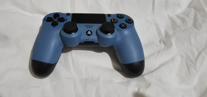 CONTROLE ORIGINAL EXCLUSIVO PS4 EDIÇÃO UNCHARTED