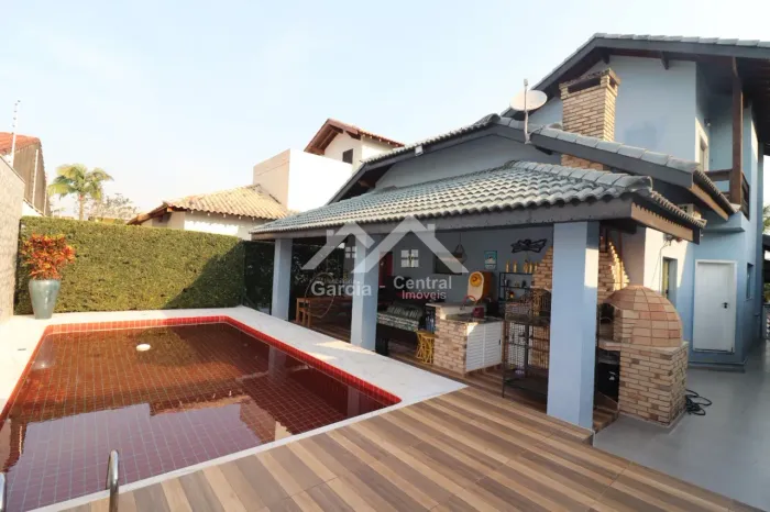 Casa em condomínio em Peruíbe