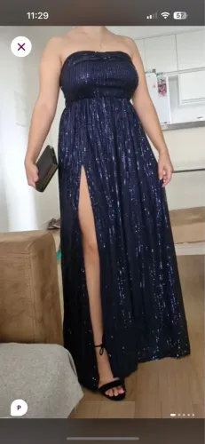 Vestido de festa azul escuro