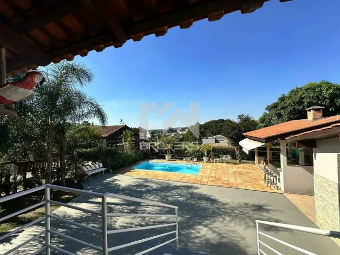 Casa Térrea com 4 quartos a venda no condomínio Vista Alegre Sede na cidade de Vinhedo - S