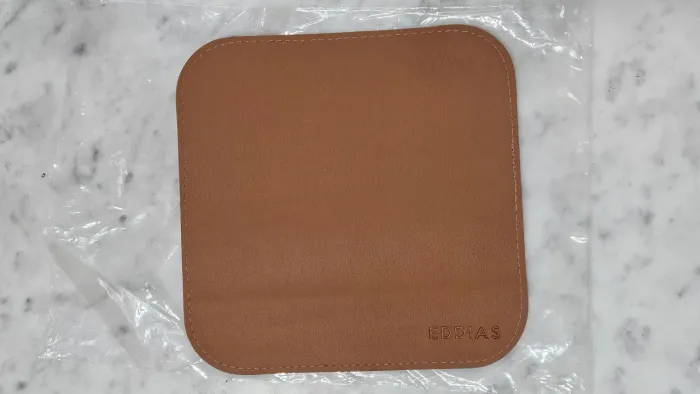 Mousepad 20x20 Deskpad Eddias Couro Sintetico Costurado Full