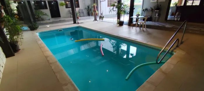 Casa de luxo, suite, piscina coberta, salão festa, valor 1,300,000,00