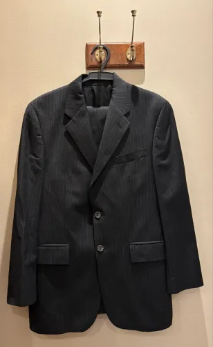 Terno preto risca de giz Ralph Lauren tamanho G