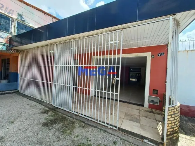 Ponto comercial no bairro Tabapuá em Caucaia, CE
