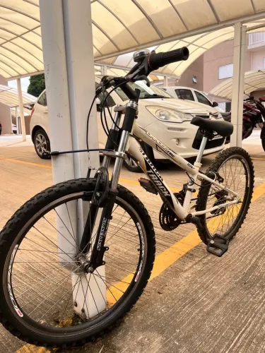 Bicicleta aro 24 usada