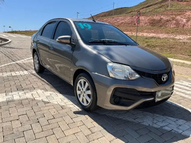 Toyota Etios X Plus Sedan 1.5 Aut. "Passagem de Leilão" R$10.000,00 abaixo da tabela