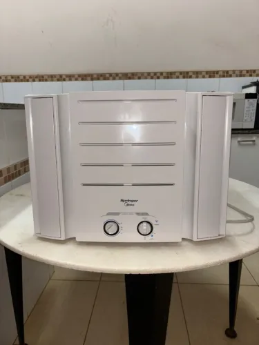 Ar Condicionado de Janela Springer 7.500 BTU 127V