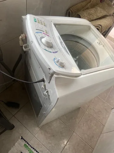 Máquina de Lavar 10kg