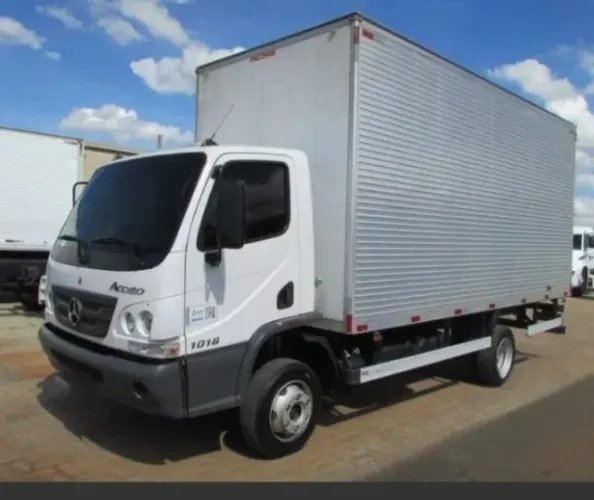 Accelo Baú Refrigerado 2018