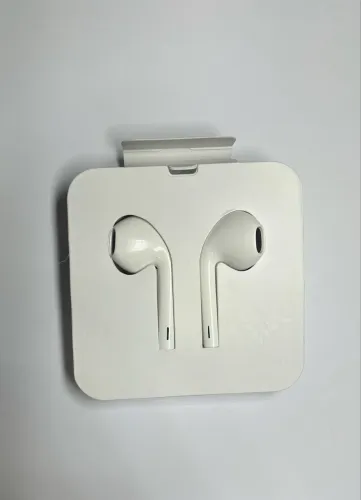 Fone de Ouvido Apple EarPods Intra-Auricular com Conector Lightning Branco