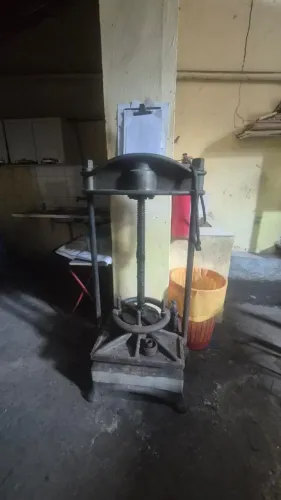 Vendo Prensa Manual