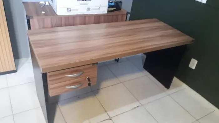 MESAS ESCRITORIO NOVAS E NA CENTERACO MOVEIS ITAPUA *