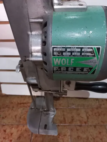 Máquina industrial Corte Wolf PAGER no estado