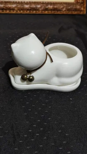 Vaso de Porcelana Branca em Formato de Gatinho - 11 cm<br>