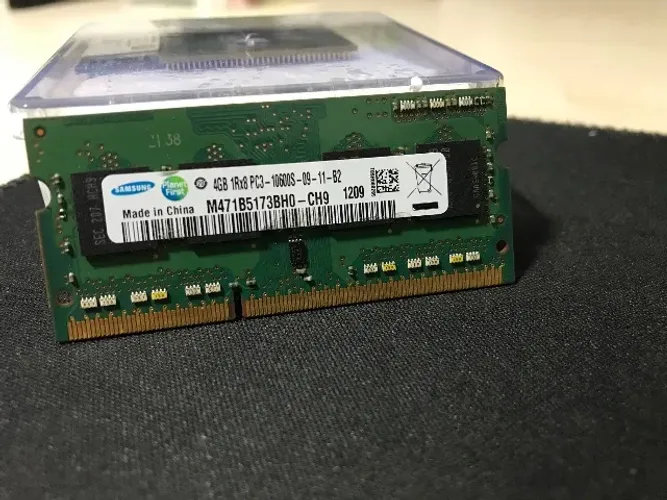Memória ddr3 4GB PC3 10600S