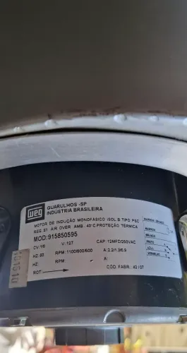 Motor de Indução WEG 1/8 CV - Equipamento Comercial