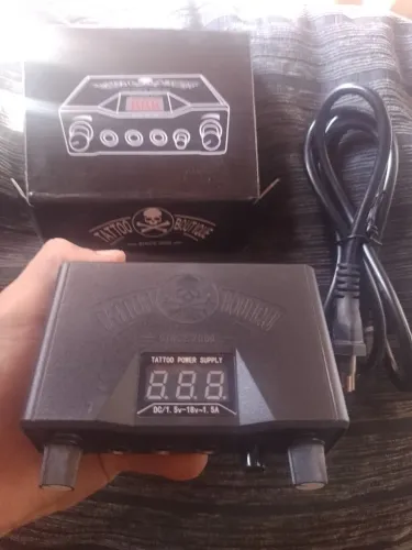 Fonte tatuagem 2 entradas para máquina 