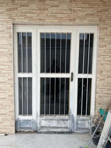 Porta de ferro 2,25x1,70m