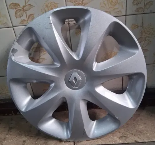 01 calota original aro 13 Renault Clio por 20,00