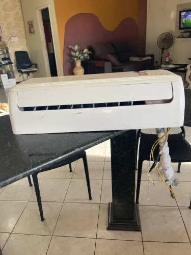 Vendo ar condicionado Midea Split