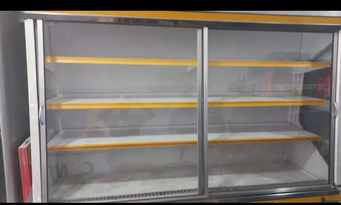 Freezer balcão expositor