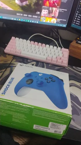 Controle Xbox series original na caixa