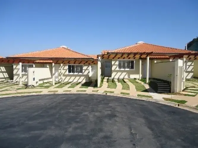 Casa Locação Vila Formosa - Indaiatuba - 3 quartos em condominio