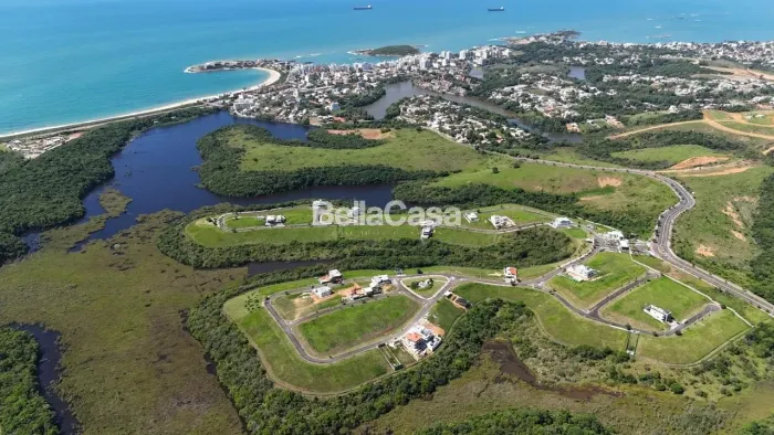 Lote em Condomínio fechado na Enseada Azul em Guarapari - Reserva Amary