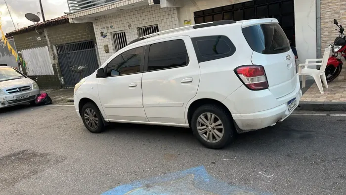 Chevrolet Spin LTZ 1.8 8V Econo.flex 5P Aut. 2013