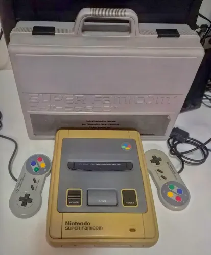 Super Famicom com Maleta original japonês e