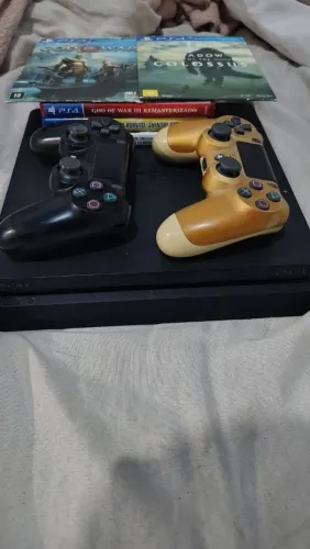 Ps4 slim 1 TB 