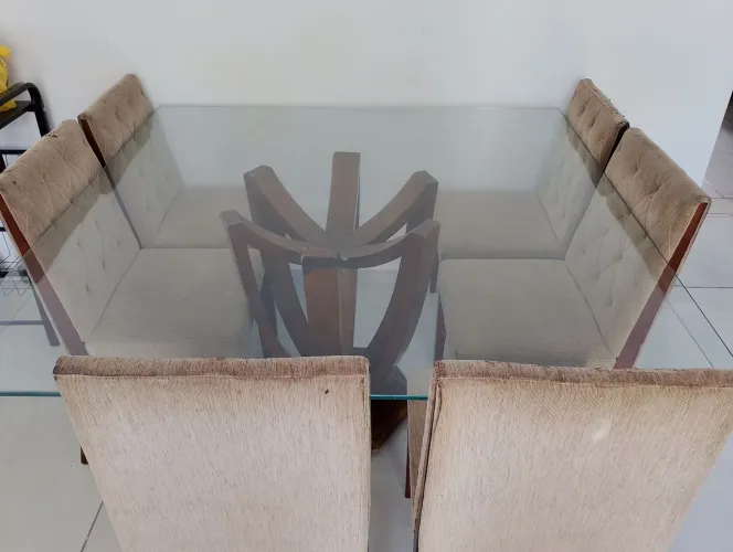 Mesa 6 cadeiras
