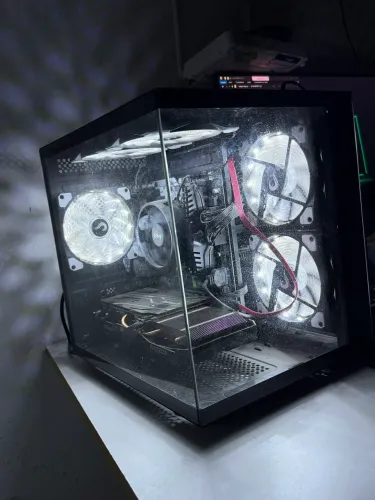PC GAMER - Ryzen 5 5500 + RX 6600