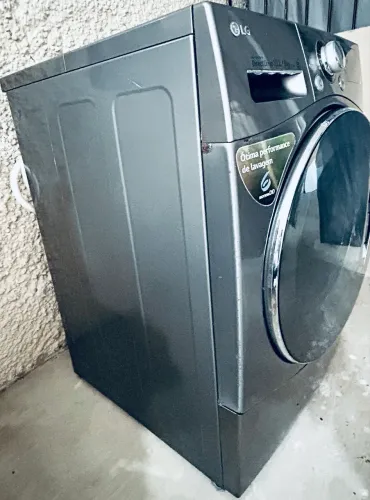 (COM DEFEITO) Lava e Seca Roupas LG Inverter Direct Drive 10,2 kg, Seca 6 Kg  220V