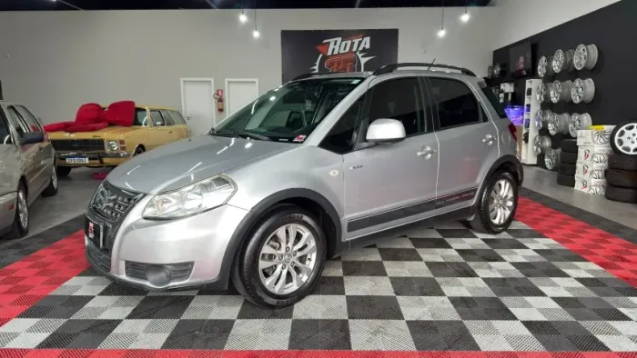 Suzuki SX4 2.0 16V 145cv 4WD 5P Aut. 2013