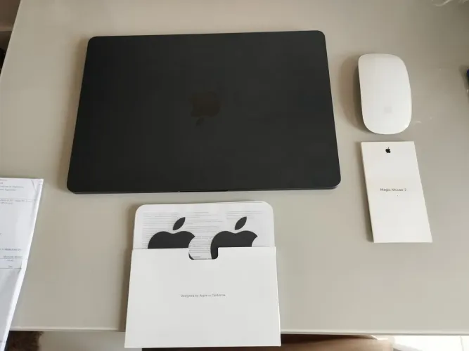 Macbook M4,M3,M2