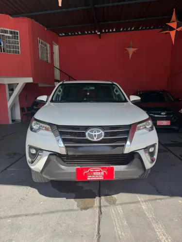 Toyota Hilux SW4 SRX 4X4 2.8 TDI 16V Dies. Aut. 2018