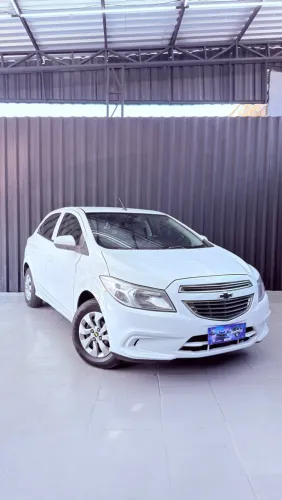 Chevrolet Onix JOY Hatch 1.0 8V Flex Mec. 4P 2019
