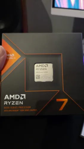 Processador Ryzen 7 8700g Novo/Lacrado