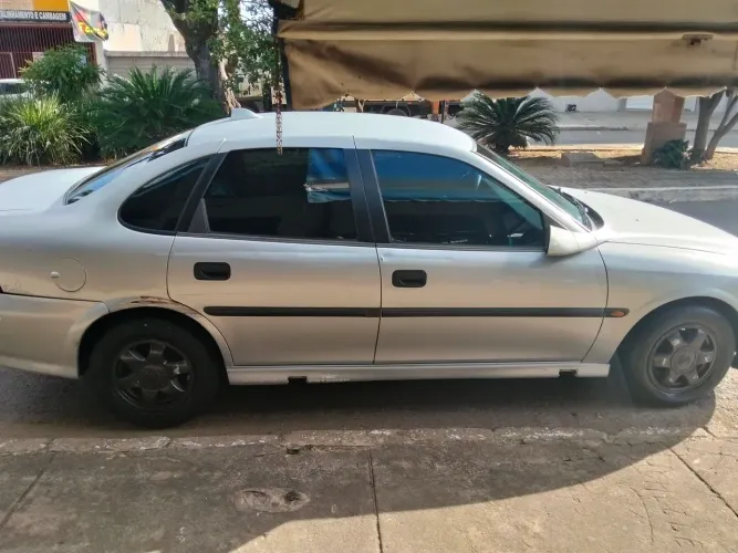 Chevrolet Vectra GLS/expres.2.2/ 2.0 E 2.0 CD 8V 2000