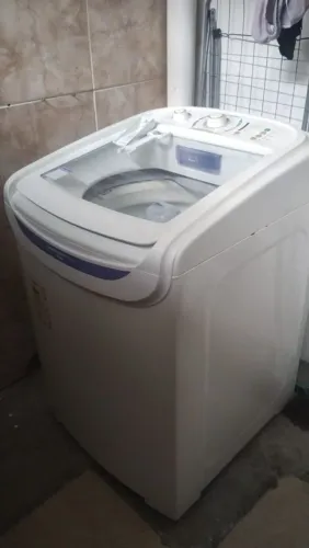 Máquina de lavar  Eletrolux 15 kilos 
