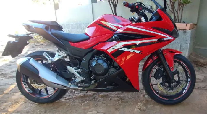 Vendo ou troco , moto extremamente bem cuidada