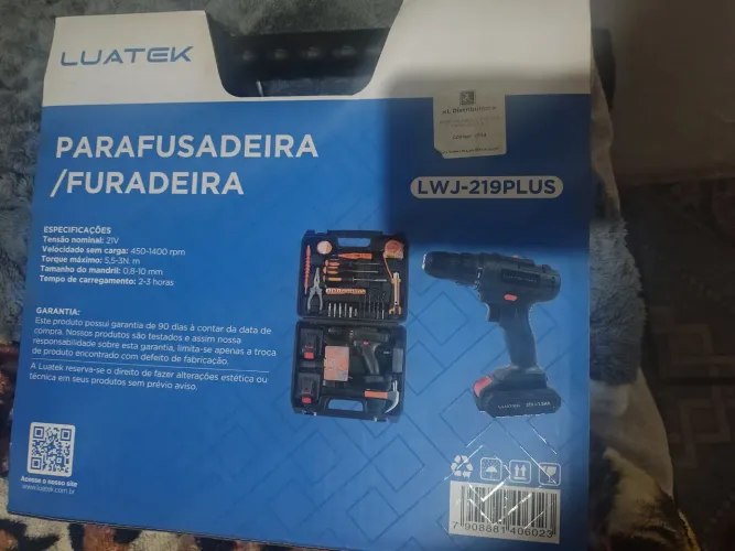 Furadeira,maleta completa