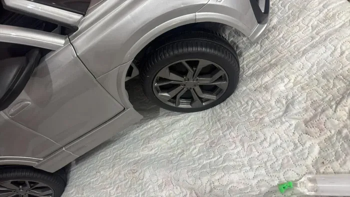 Vendo carrinho infantil zero só deu uma volta pra sair hoje 0 d mas